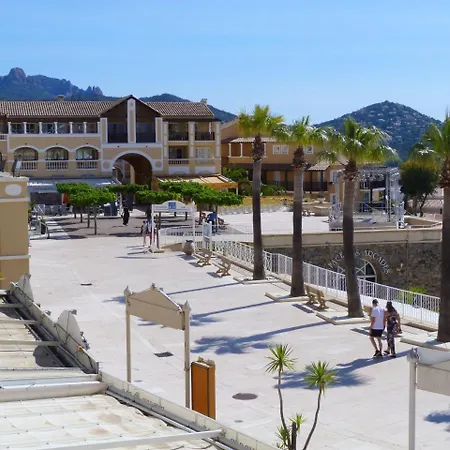 Cap Esterel Village : 2 Pieces Rez De Jardin Centre P1 -281la Διαμέρισμα *